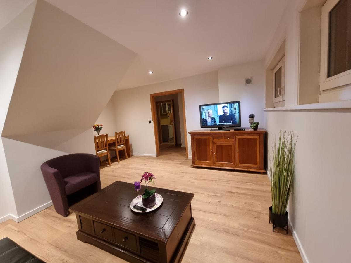 Susberg 3 Luxe Verblijf Met Zwembad En Sauna Pelt Bagian luar foto